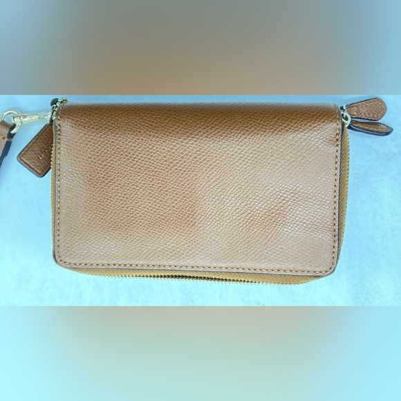 Coach Designer Brown Pebble Leather Zip Around Phone Wallet Wristlet - Picture 6 of 7